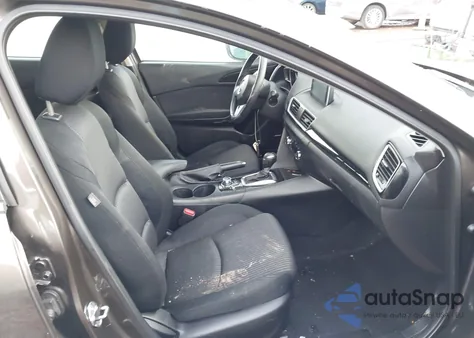 2015 Mazda Mazda3 I Touring z USA, uszkodzony, nr VIN JM1BM1V79F1269934